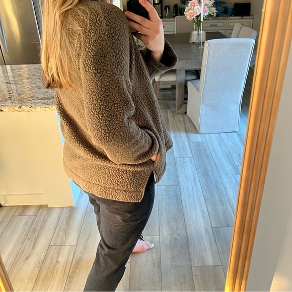 Aerie green Sherpa button snap pullover - Picture 5 of 6